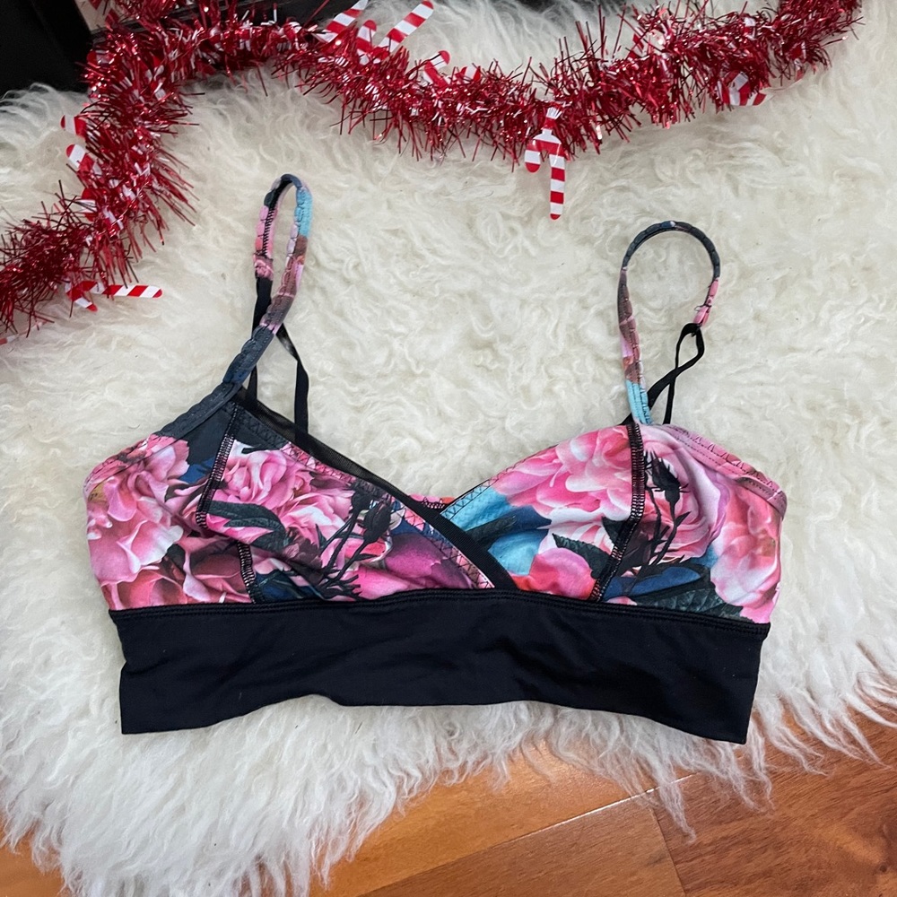 Lululemon floral sports bra